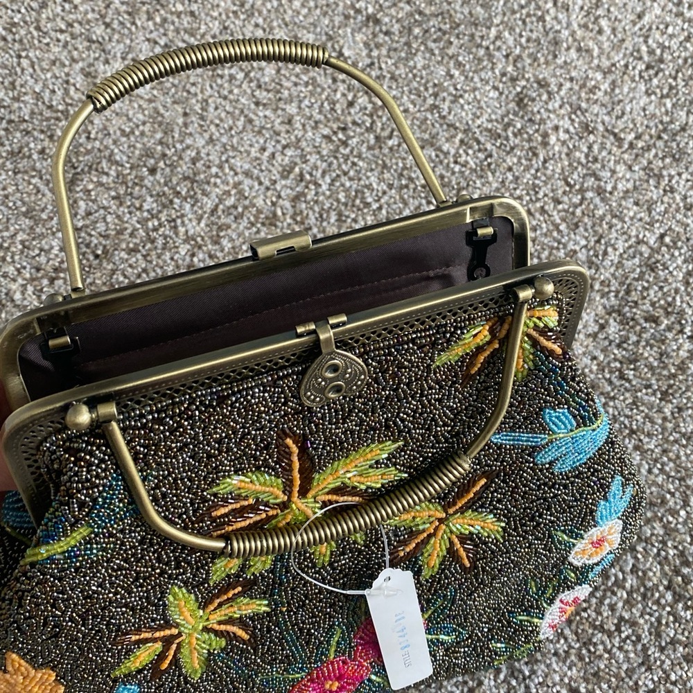 Beaded Purse - Picture 5 of 9